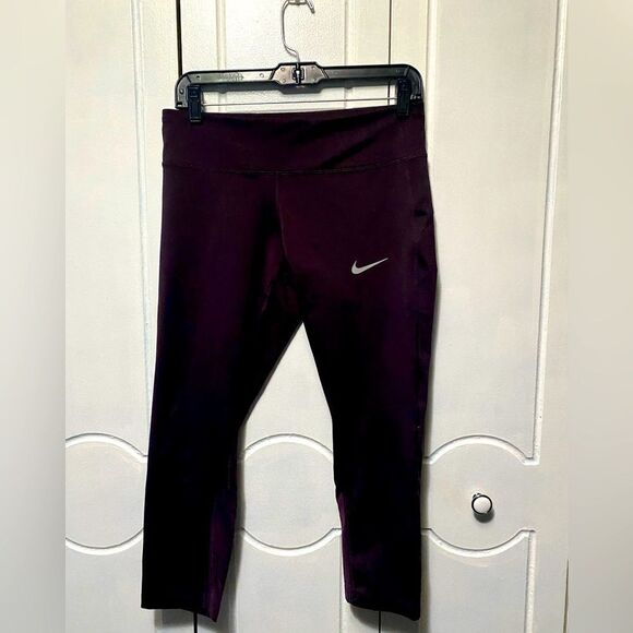 Nike dri-fit athletic capri leggings purple medium - Picture 1 of 10